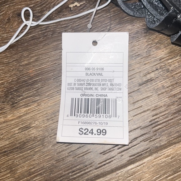 NWT Universal Threads Black Crisscross Sandals Size 6 - Picture 5 of 5